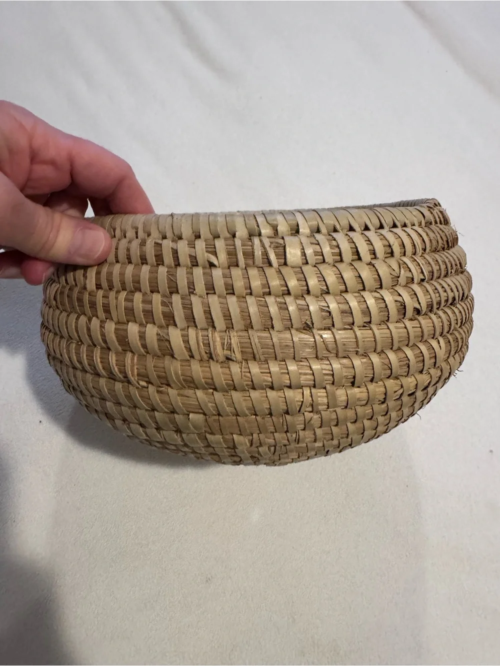 Vintage Sweetgrass Coiled Basket Handmade Southern Folk Art Round 8” Boho